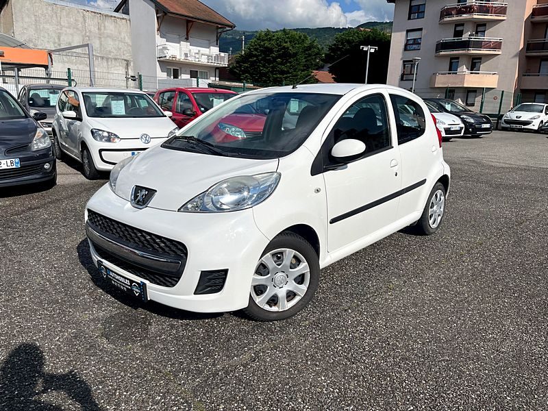 PEUGEOT 107 1.0i 68 CV TRENDY