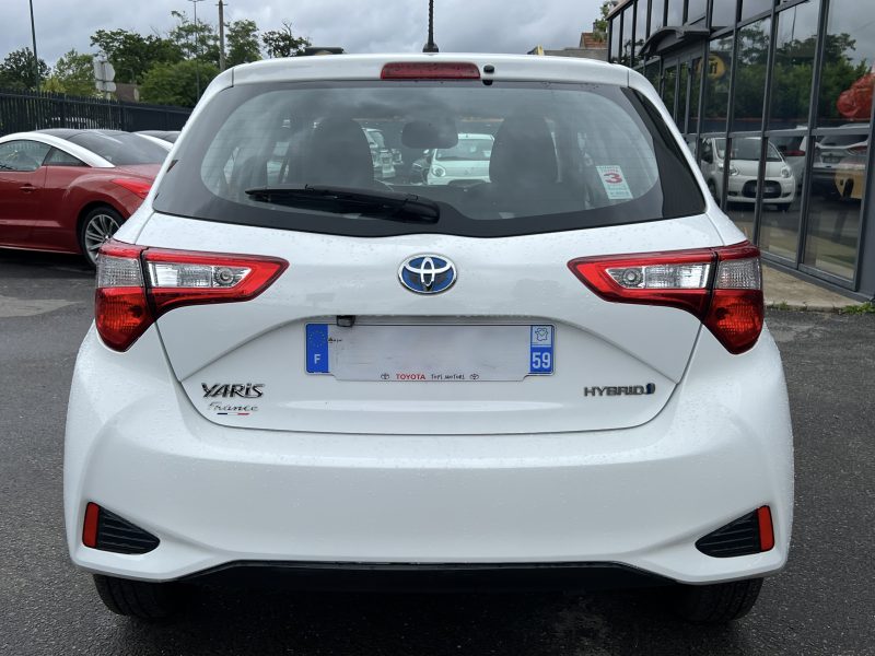 TOYOTA YARIS III PHASE 3 HYBRID 1.5 VVTi 100h 75 Cv BOITE AUTO CAMERA RECUL 5 PORTES - GARANTIE 1 AN