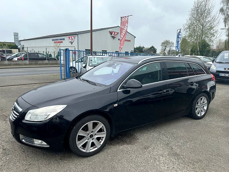 OPEL INSIGNIA 2.0 CDTI 160 "Cosmo Pack"