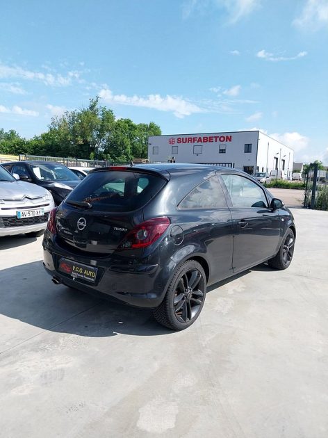 OPEL CORSA D 1.4 120 Color edition