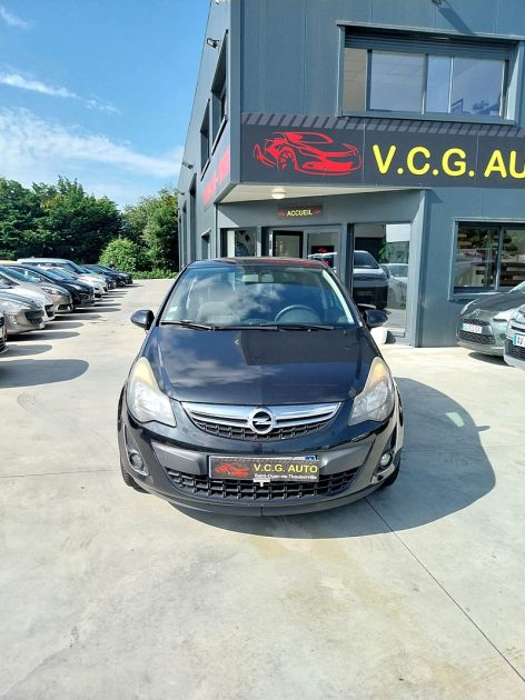 OPEL CORSA D 1.4 120 Color edition