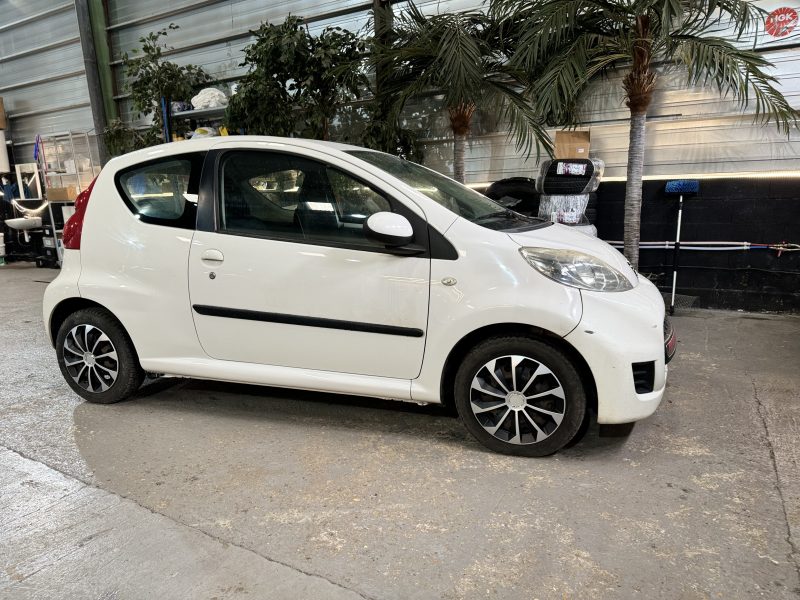 PEUGEOT 107 2010