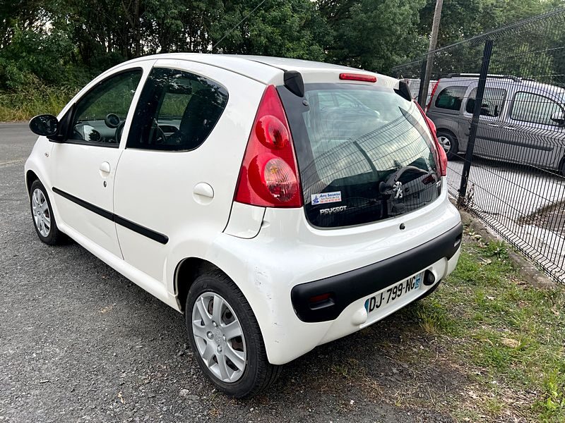 PEUGEOT 107 2007