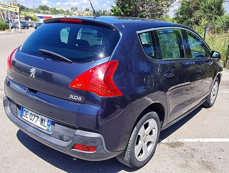 PEUGEOT 3008 Monospace 2013