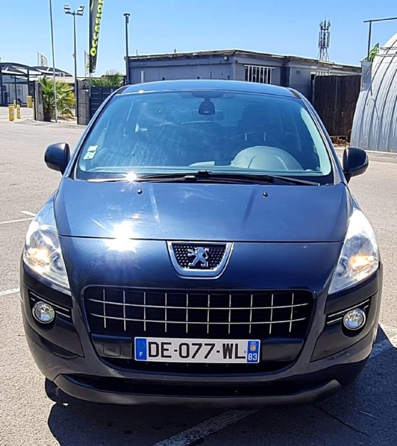 PEUGEOT 3008 Monospace 2013