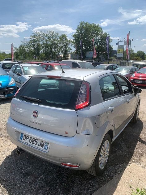 FIAT PUNTO 2015