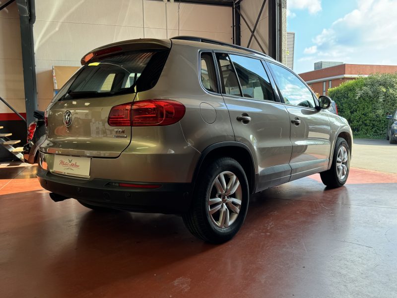 VOLKSWAGEN TIGUAN 2012