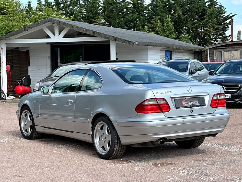 MERCEDES CLK 320 2000