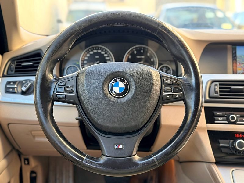 bmw 523i 2010