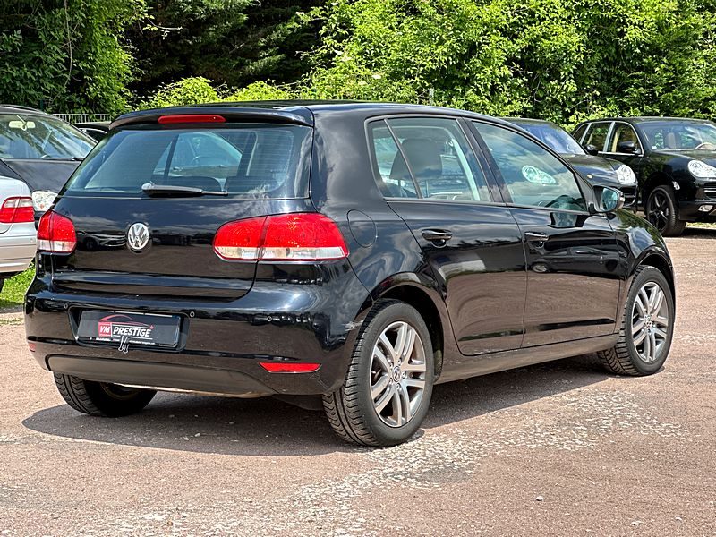 VOLKSWAGEN GOLF 2009