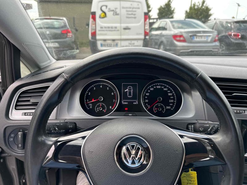 VOLKSWAGEN GOLF VII 2015