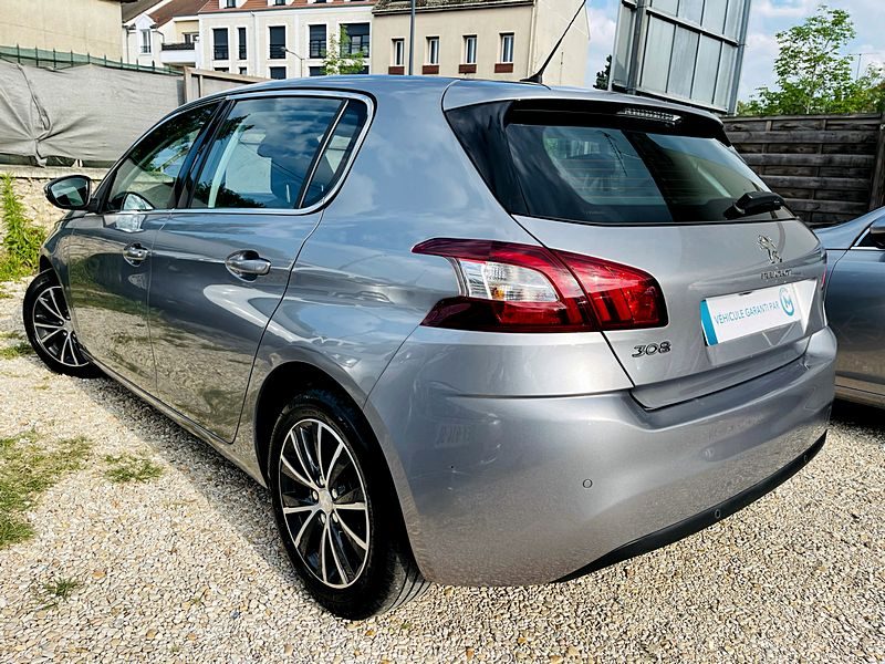 PEUGEOT 308 II 2015