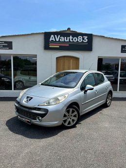 PEUGEOT 207 2006 1.6i 110cv distribution ok / premiere main 