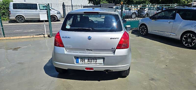 SUZUKI SWIFT III 