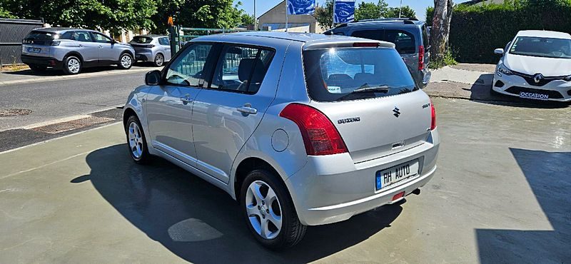 SUZUKI SWIFT III 