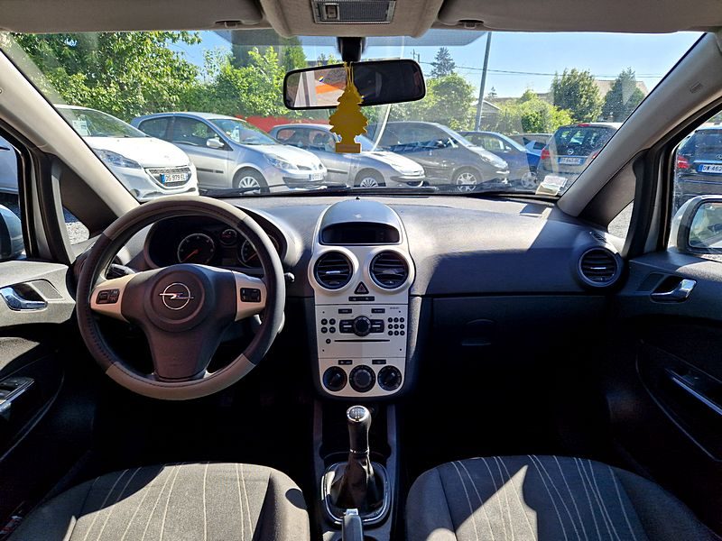 OPEL CORSA D 2008