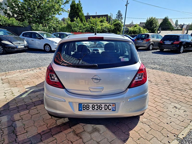 OPEL CORSA D 2008