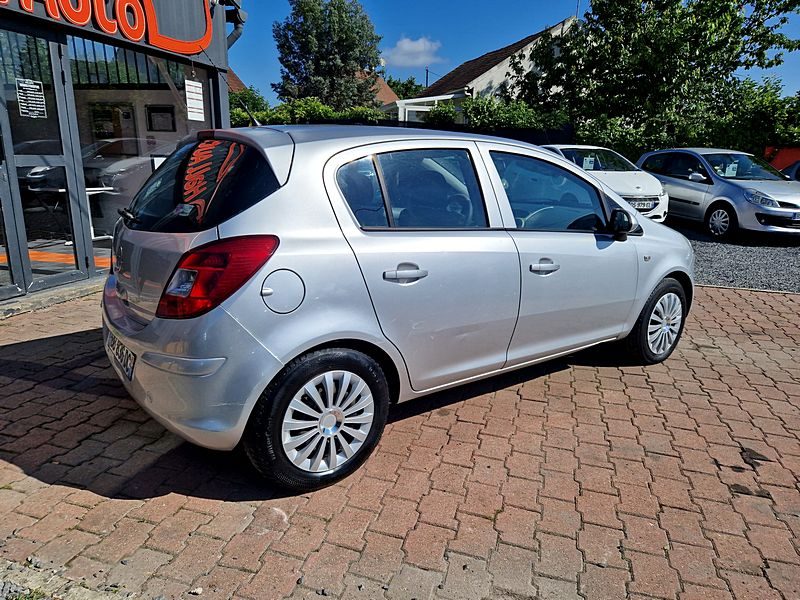 OPEL CORSA D 2008