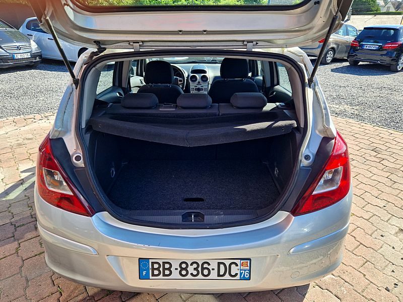 OPEL CORSA D 2008