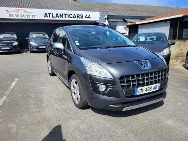 PEUGEOT 3008 Monospace 2012