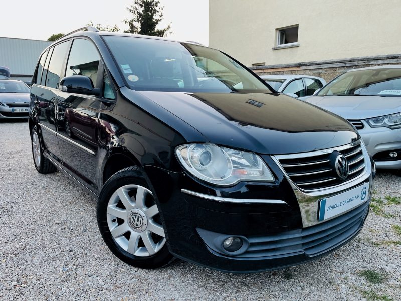 VOLKSWAGEN TOURAN 2006