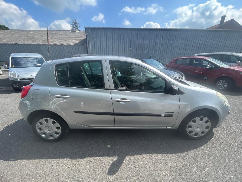 RENAULT  CLIO 3  2007