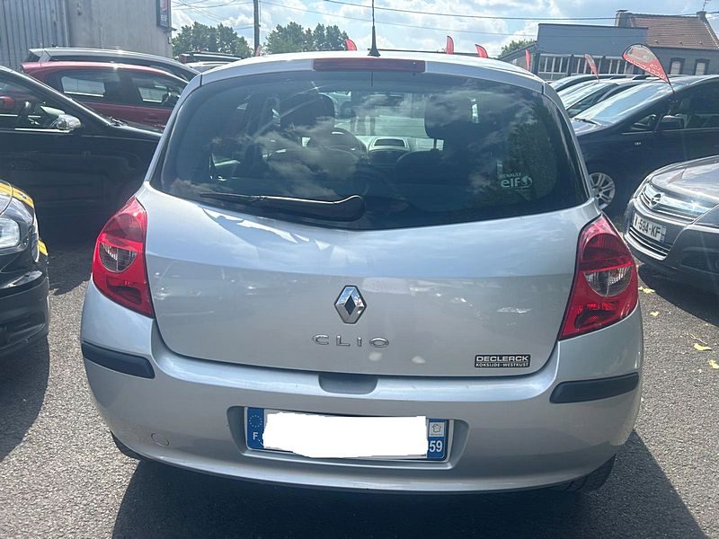 RENAULT  CLIO 3  2007