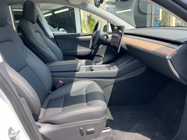 Tesla Model Y ELECTRIC 300 60KWH STANDARD-RANGE BVA