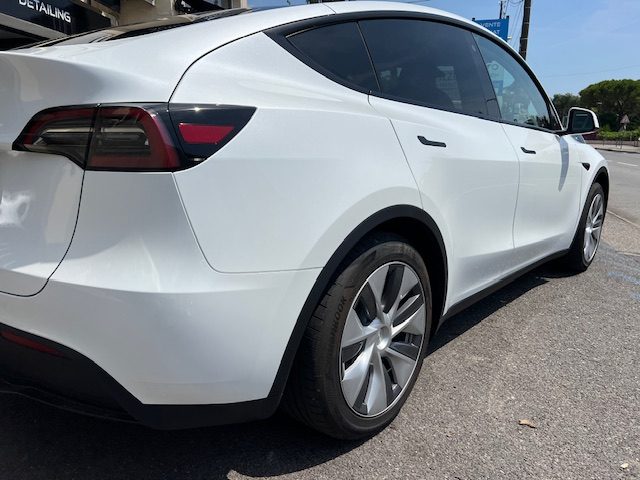 Tesla Model Y ELECTRIC 300 60KWH STANDARD-RANGE BVA