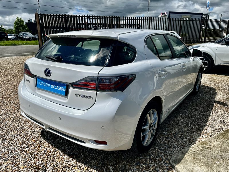 LEXUS CT200H EMOTION 12/2011