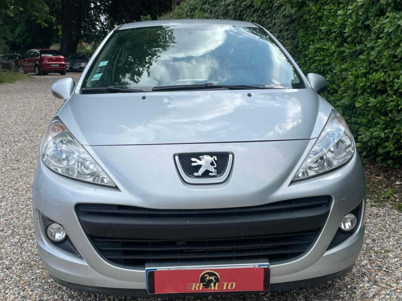 PEUGEOT 207 2013 1.4 73cv