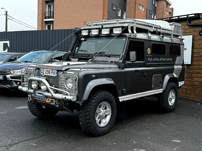 LAND ROVER DEFENDER 2003