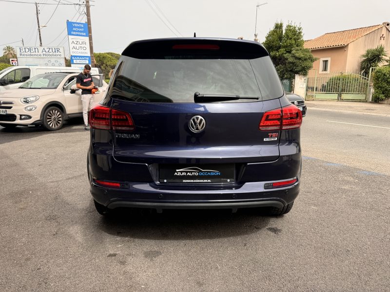 VOLKSWAGEN TIGUAN 2015