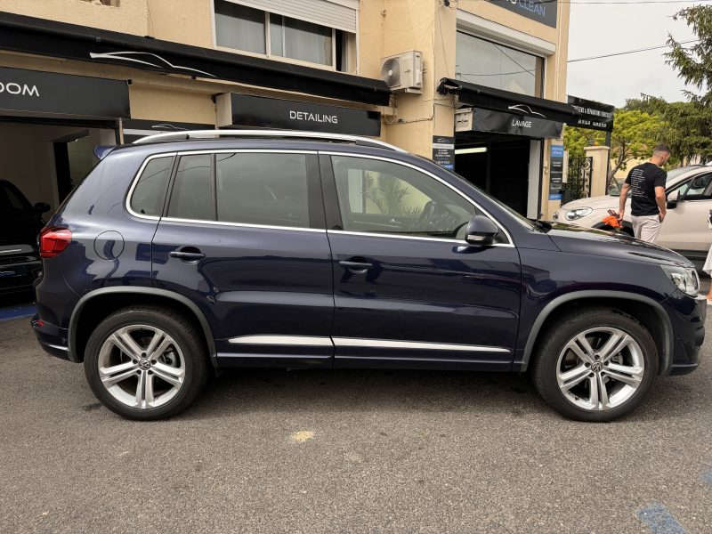 VOLKSWAGEN TIGUAN 2015