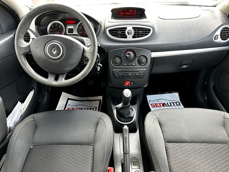 RENAULT CLIO III 2010