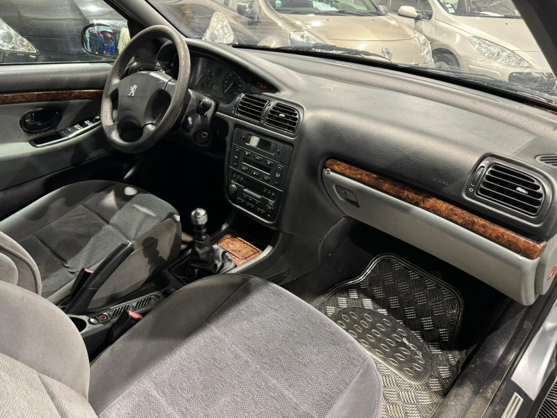 PEUGEOT 406 2002