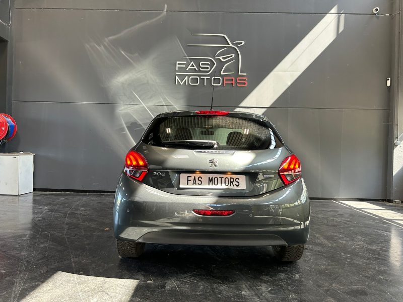 PEUGEOT 208 STYLE 