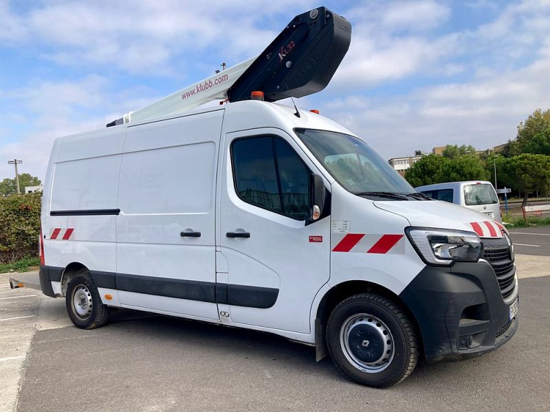 RENAULT MASTER III ELEVATEUR 2020