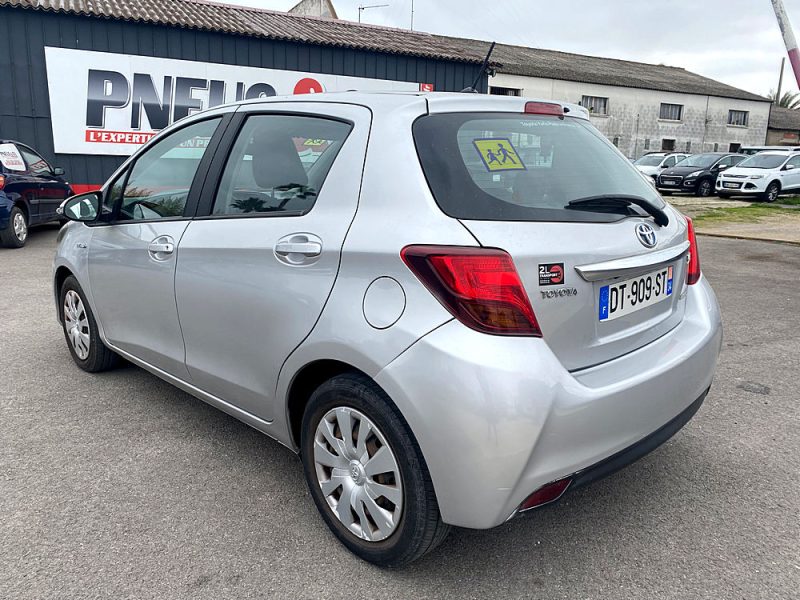 TOYOTA YARIS III HYBRIDE 2015