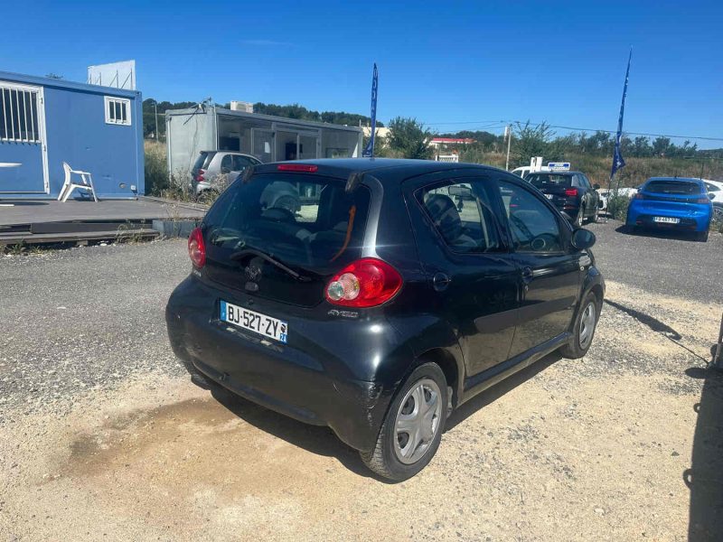 TOYOTA AYGO 2006