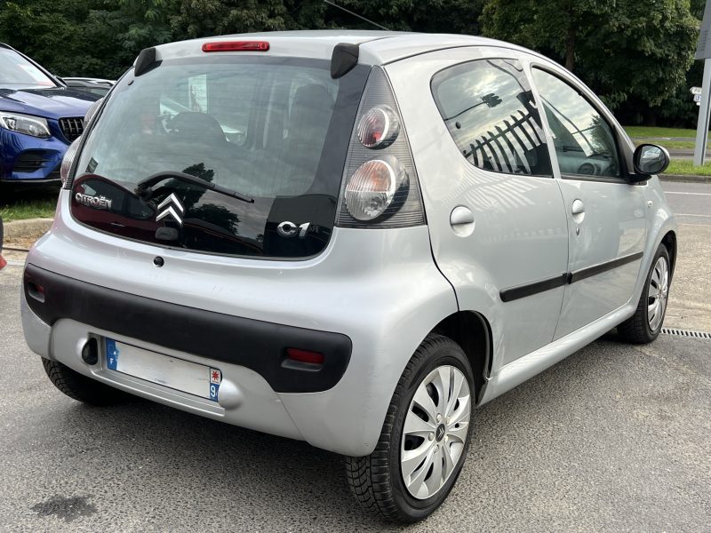 CITROEN C1 1.4 HDI 70 Cv 5 PORTES CLIMATISATION BLUETOOTH 79 700 Kms - GARANTIE 1 AN