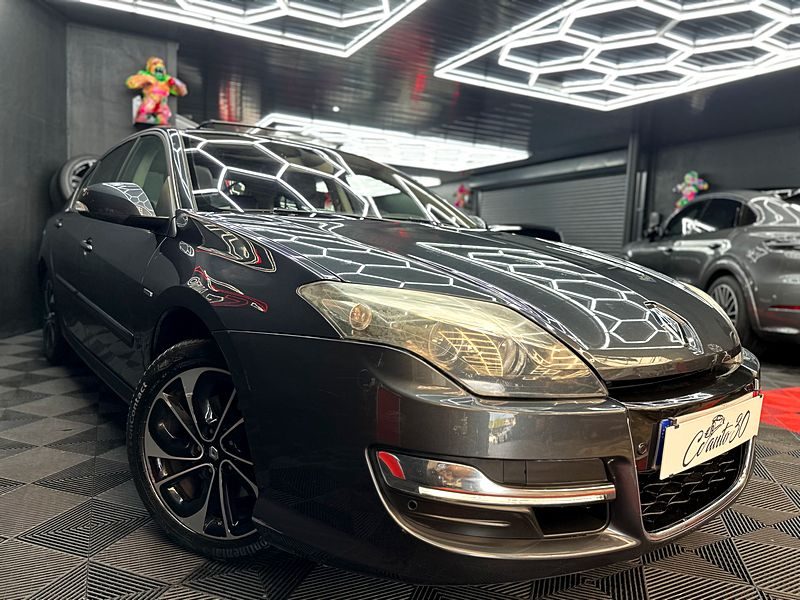 RENAULT LAGUNA 2014