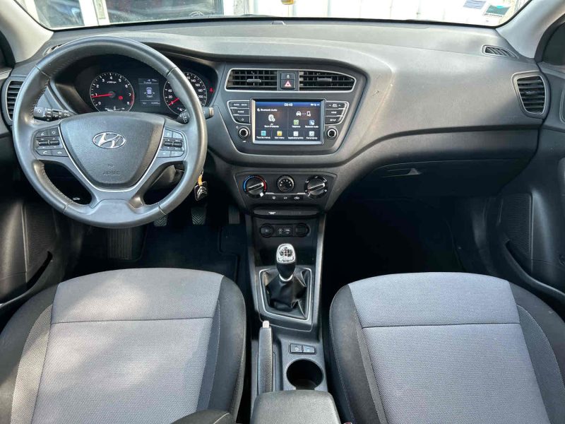 HYUNDAI i20 II 2018