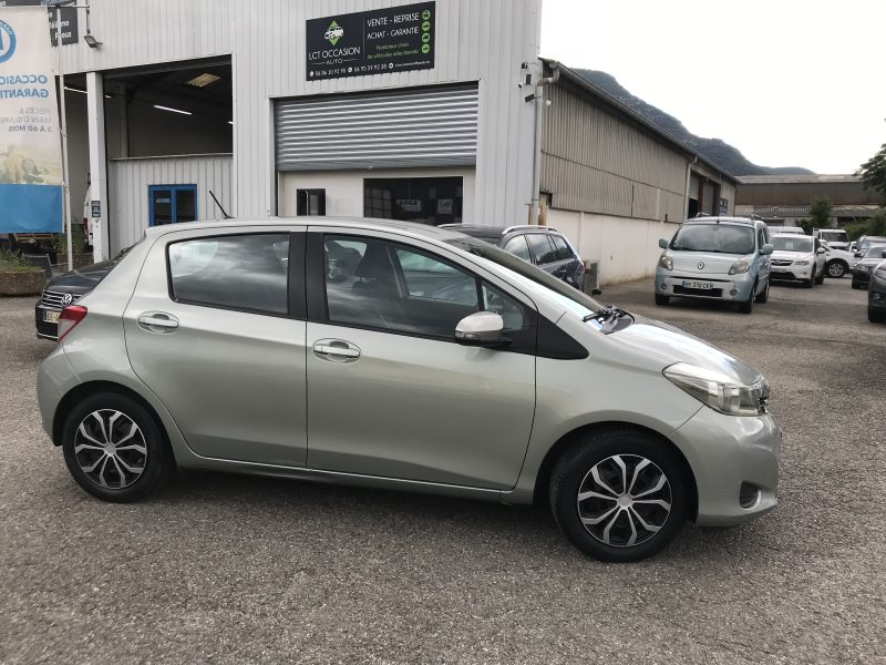 TOYOTA YARIS III 100 VVT-i DYNAMIC 5 PORTES GARANTIE 6 MOIS