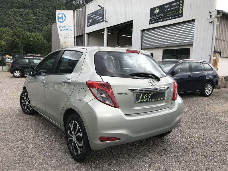 TOYOTA YARIS III 100 VVT-i DYNAMIC 5 PORTES GARANTIE 6 MOIS