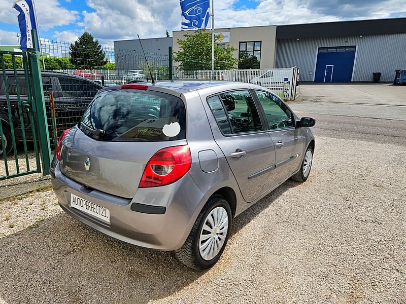 RENAULT CLIO 2008