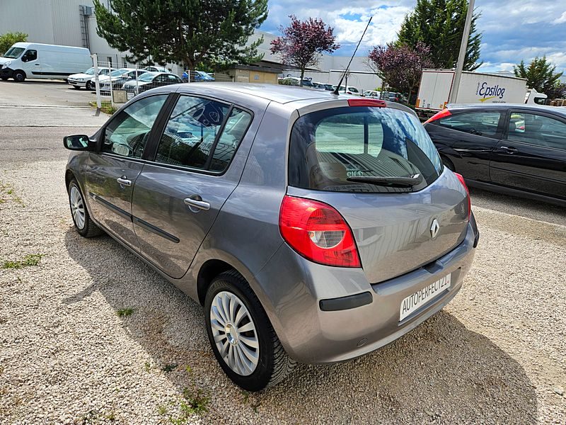 RENAULT CLIO 2008