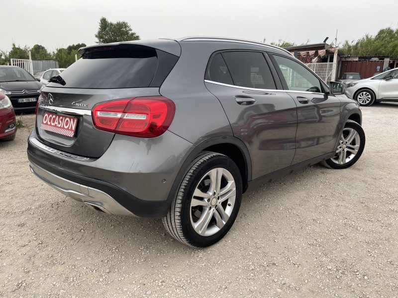 MERCEDES CLASSE GLA 2015