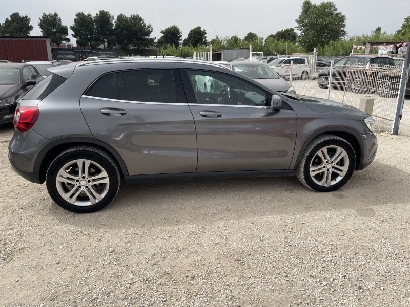 MERCEDES CLASSE GLA 2015