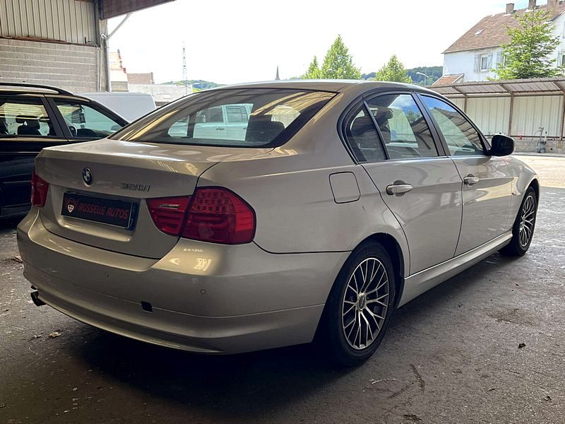 BMW Série 3 320i  EXPORT MOTEUR PROBLEME